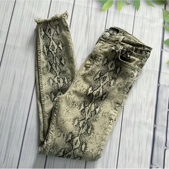 ZARA Snakeskin Print Highrise Skinny Jeans, Size 6 - Picture 2 of 12